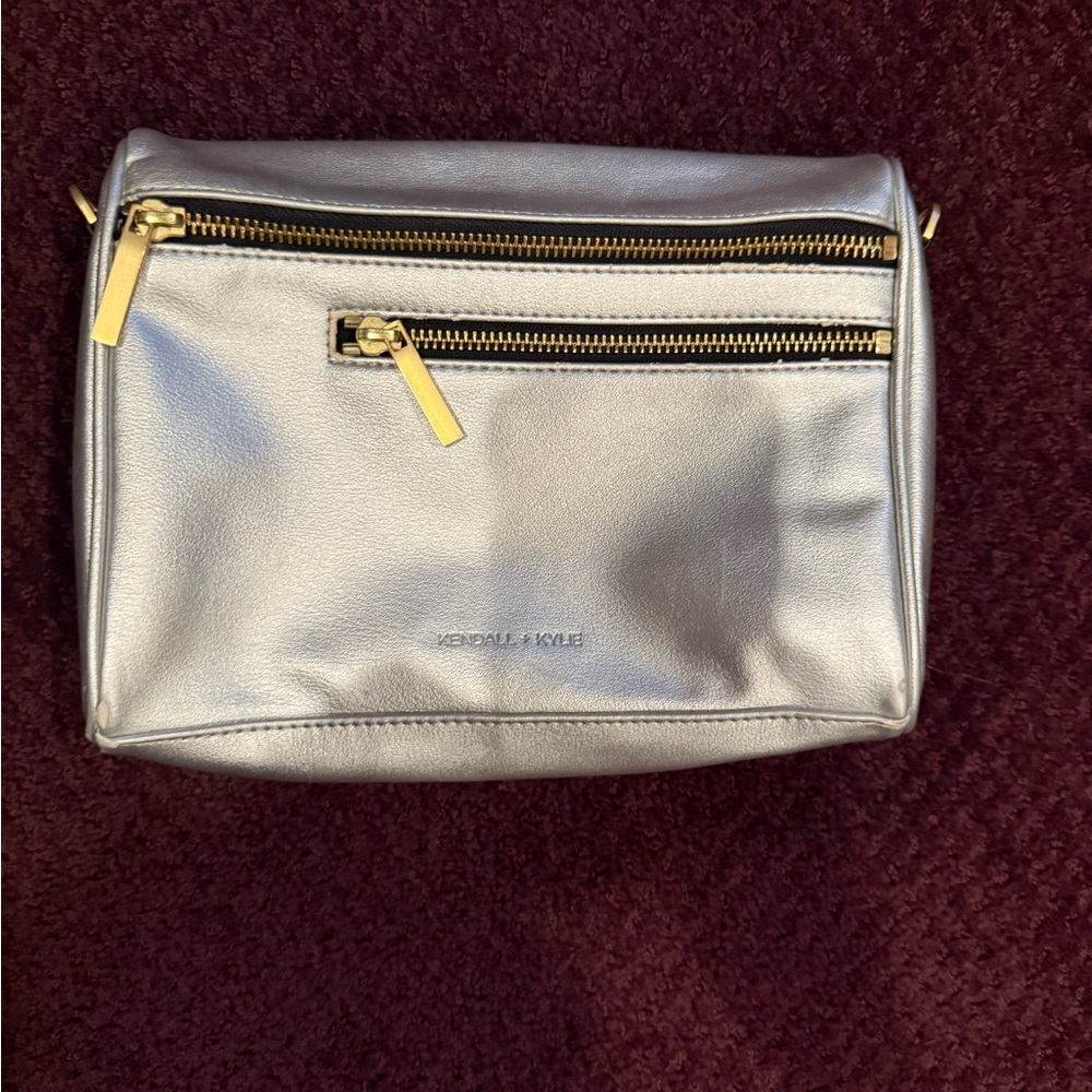 Kendall and Kylie Silver Cross body with Gold Accents